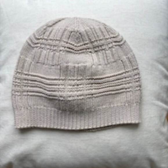 kate spade Pale Beige/Blush Winter Hat - Picture 1 of 2